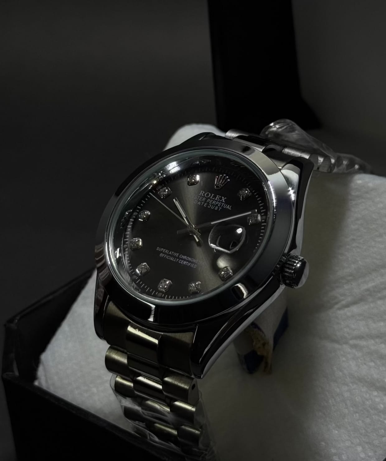 Rolex Black With date & Shine Surface